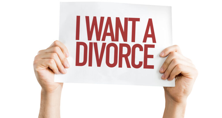 When and How to Talk to Your Spouse Before Divorce